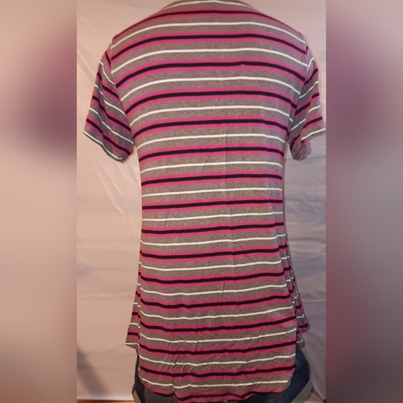 ☘️Womens top - Picture 3 of 3